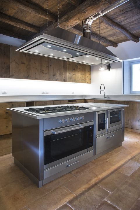 Stufa per la cucina su misura