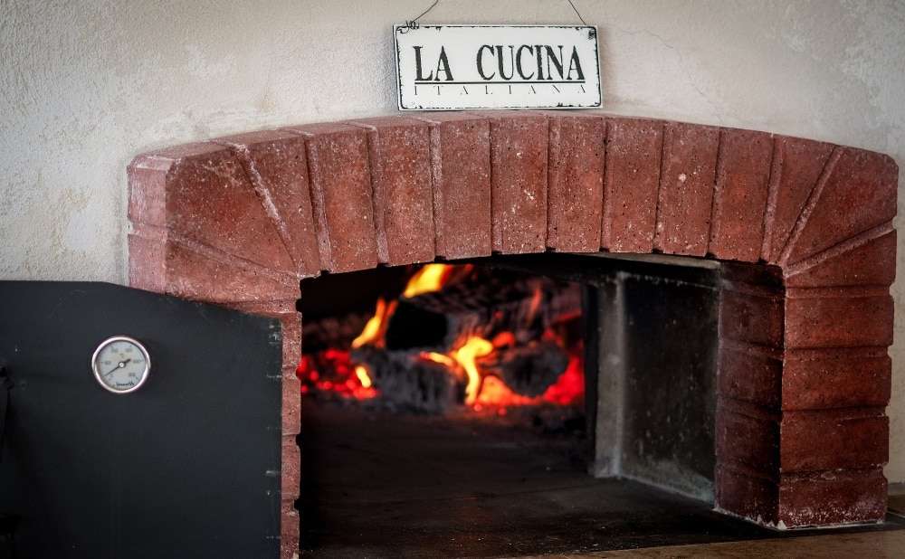 Progetto Metropizza: ecco le linee guida per i forni a legna delle pizzerie a Milano e in Lombardia