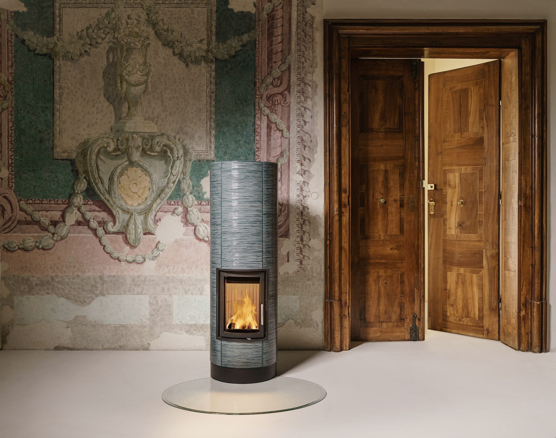 Stufe free standing partner