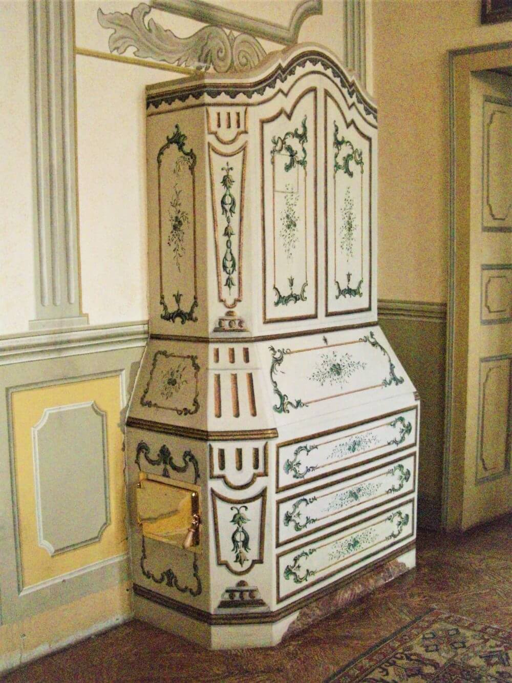 STUFE IN MAIOLICA TRADIZIONALI